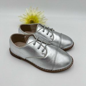 Metallic Gap Kids Silver Oxfords Metallic Silver size 9 NWOT